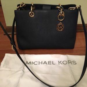 Michael Kors Leather Purse